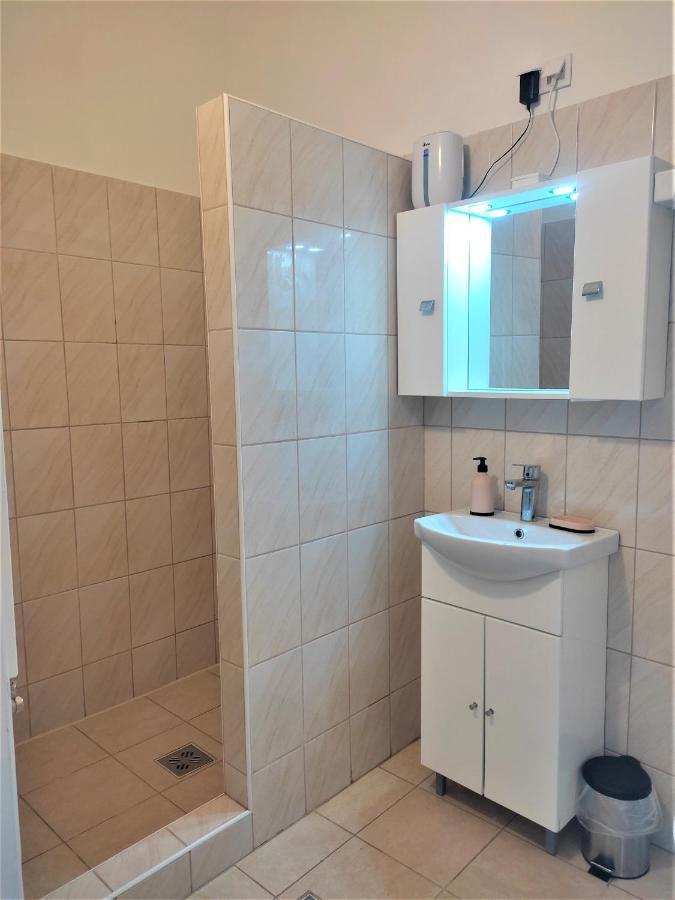 Dunapart Apartment Vác Eksteriør bilde