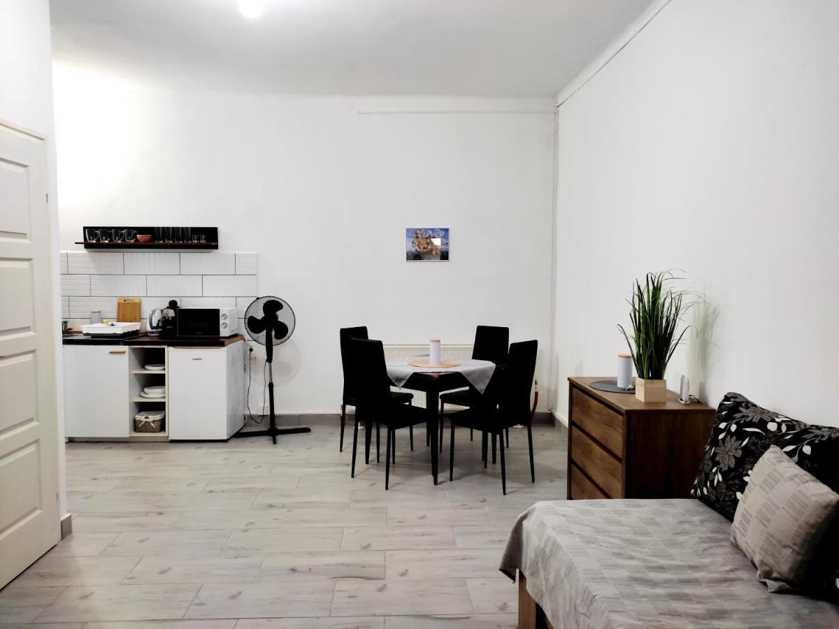 Dunapart Apartment Vác Eksteriør bilde