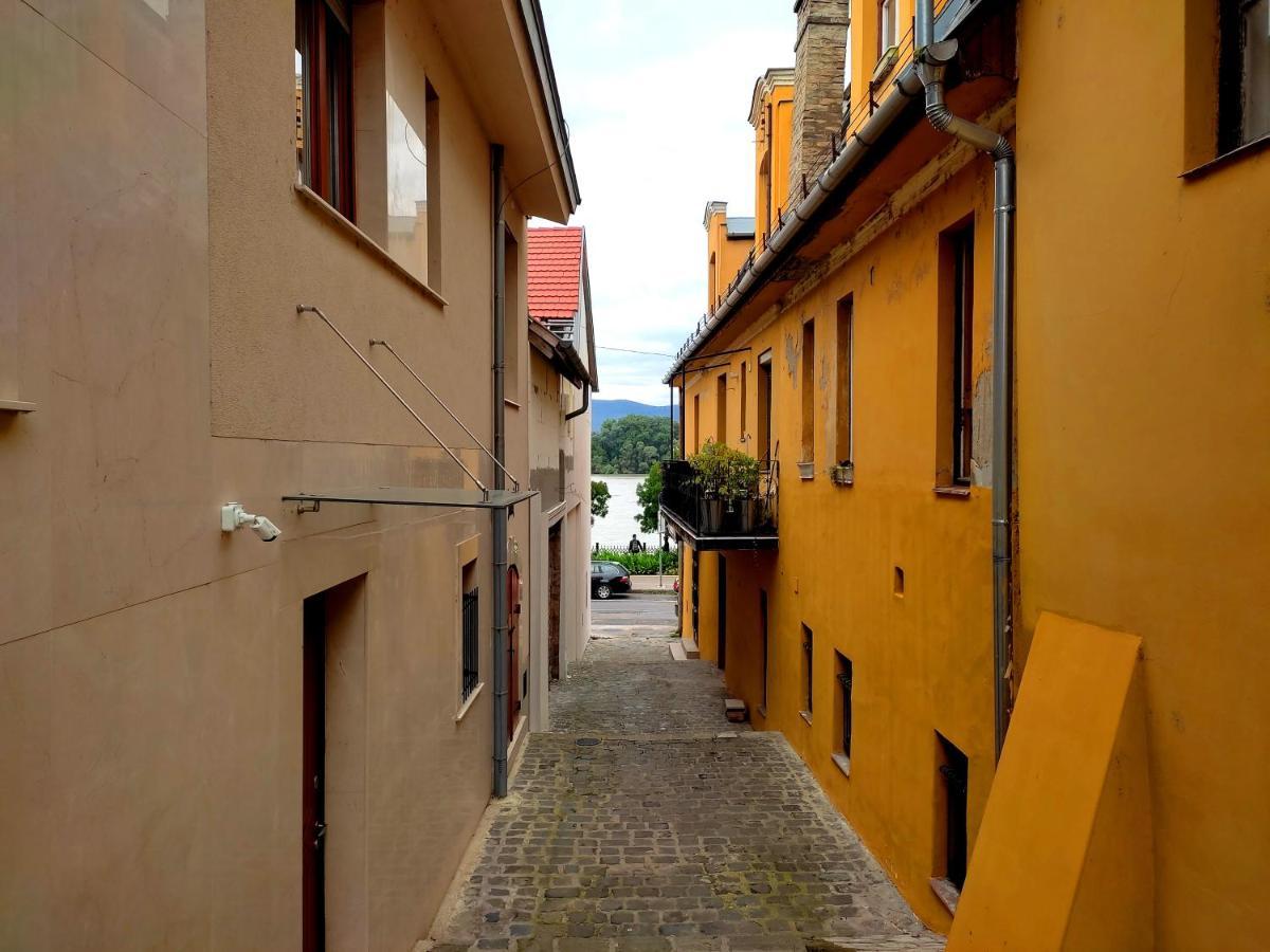 Dunapart Apartment Vác Eksteriør bilde
